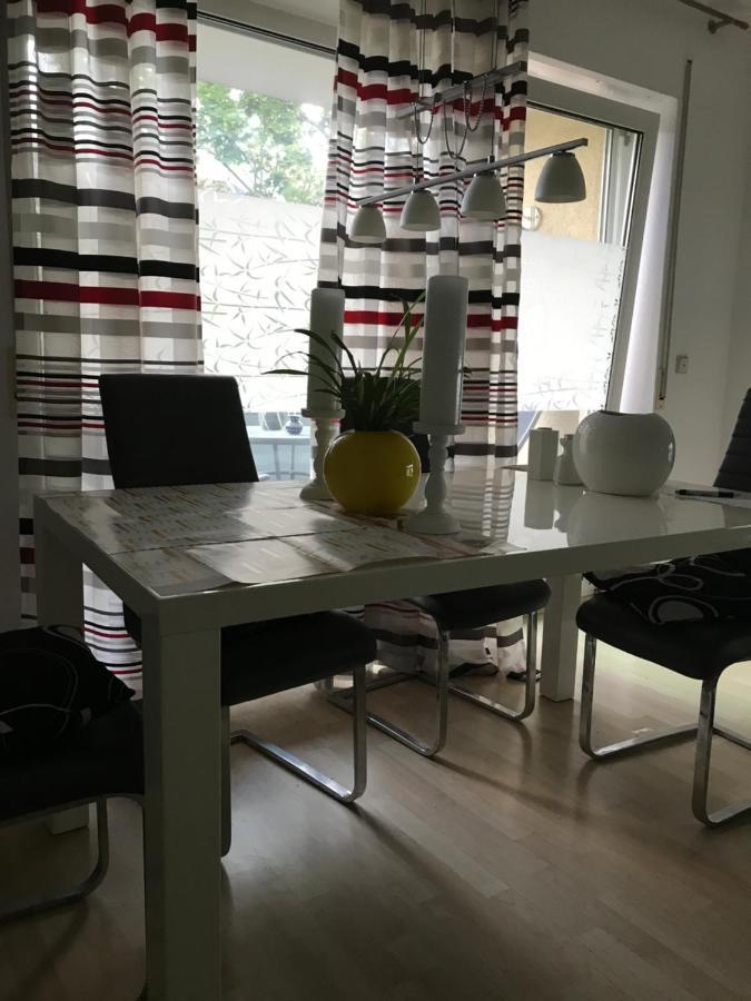 Student Homestay Offenbach-sur-le-Main Extérieur photo